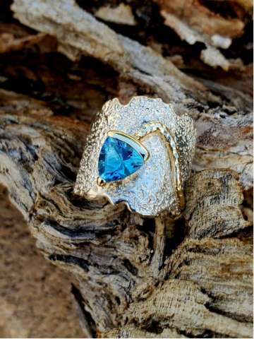 14kt/Silver Ring W Blue Topaz Trillion Cut Stone