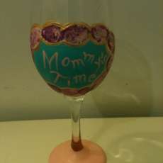 Hand Painted "Mommy's Time" Wine Glass