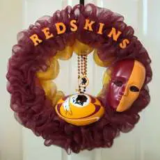 Sports Fan Door Wreath (Washington Redskins)