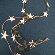 Knobby starfish head wreath