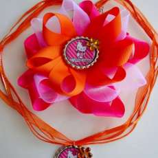 Hello Kitty Hot Summer Hairbow and Necklace
