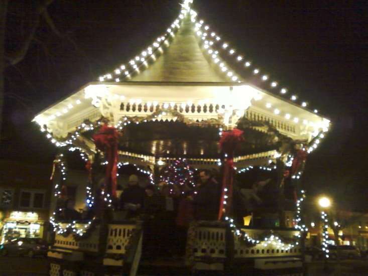 Christmas Eve on Milford Oval