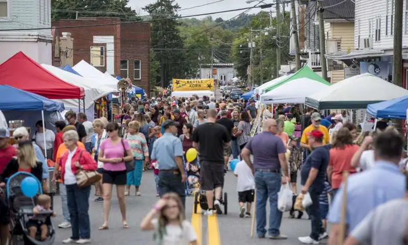 Broadway-Timberville Autumn Festival and Car Show