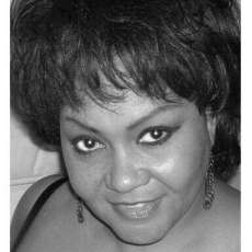 Tina Jackson & Blues Racket Band