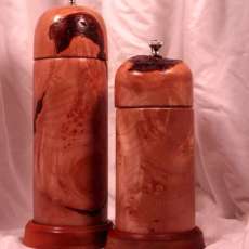 WASHINGTON STATE HARD MAPLE SALT&PEPPER MILLS