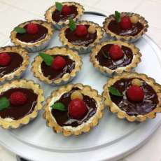 Mini dark chocolate Ganache Tart