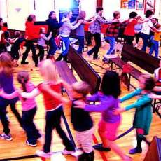 Community dance with HOOT!!