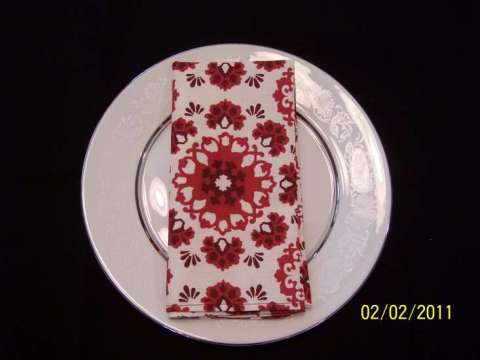 Handmade Linens Red & Off-White Dinner Fabric Napkins