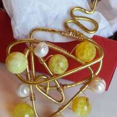 Yellow Agate and Freshwater Pearls Pendant