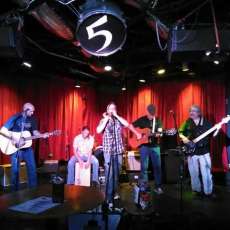 The Mighty Train Wrecks at the 5 Spot