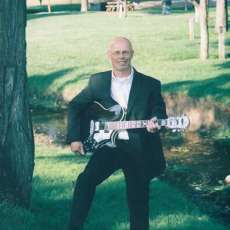Tim with his Gretsch