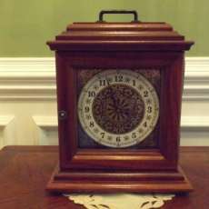 Mantle Clock