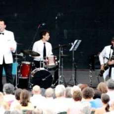 Oprisko in concert in Indianapolis