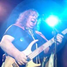 Steve Priest (June 2010)