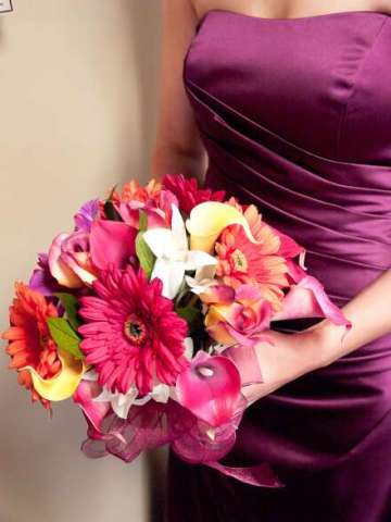 Silk wedding flowers — the new trend!