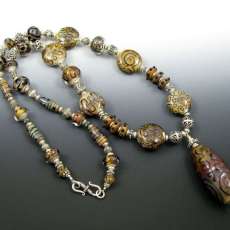 Ethnicy Lampwork necklace" Desert sands"