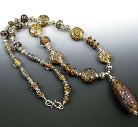 Ethnicy Lampwork necklace" Desert sands"