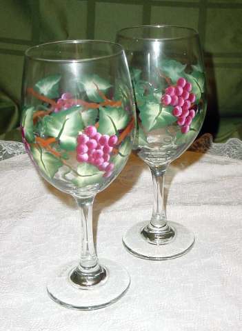 Red Grape wine glasses
