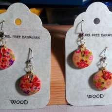 Buttonwood wooden earrings