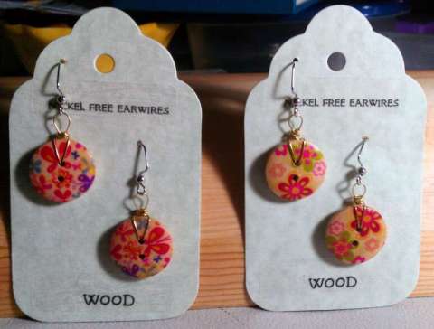 Buttonwood wooden earrings