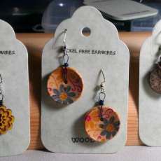 Buttonwood wooden earrings
