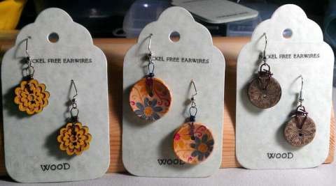 Buttonwood wooden earrings