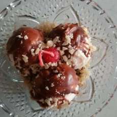 3 Scoop Ice Cream Candle