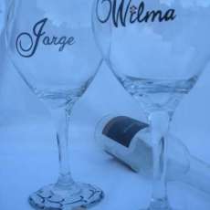 Personalized Wine Glass Set