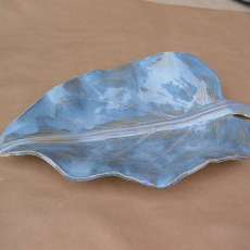 Ceramic leaf dish