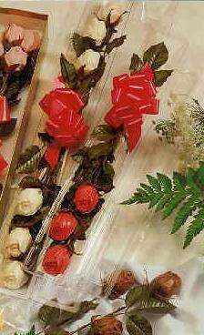 DELECTABLE CHOCOLATE ROSES