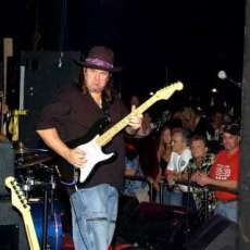 opening for Robin Trower 2006