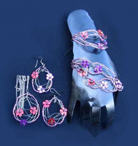 Flower Hand-bracelet