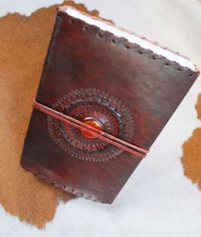 Single Stone Medium Leather Journal