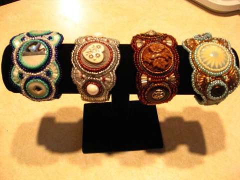 beaded embroidery bracelets