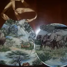 Glass Plate With Elephant Design