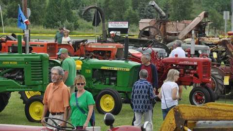 Liberty Grove Antique Tractor and Craft Fair