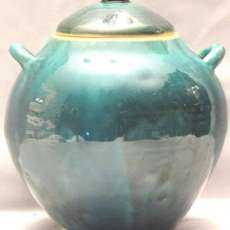 Decorative Cannister/Urn