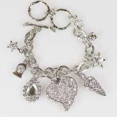 RHINESTONE HEART CHARM BRACELET