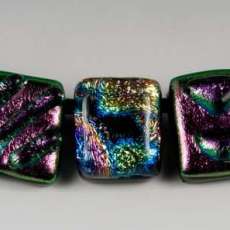 Dichroic necklace