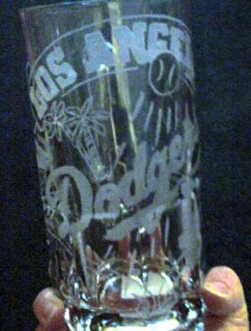 DODGERS ETCHED GLASS