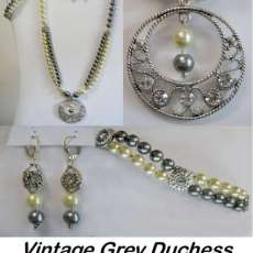 ~Titanic~ Vintage Grey Duchess Pendant Set