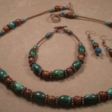 Chrysocolla Stone and Wood Beaded Necklace Set.