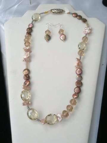 Necklace & earrings - Asymetrical Pearls and Crystals