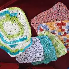 Scrubbie in dishcloth