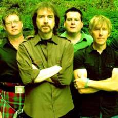 Ceili Rain Press Photo