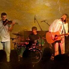 Ceili Rain as a 3 piece for even smaller budgets