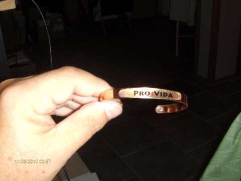 Custom/personalized magnetics bracelets