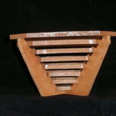 Square concentric ring bowl in Walnut and Quilted Maple