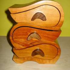 Beautiful Cherry and Walnut 3 Drawer