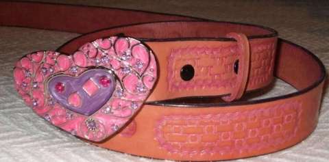 Beautiful pink-stained leather belt, cut to size